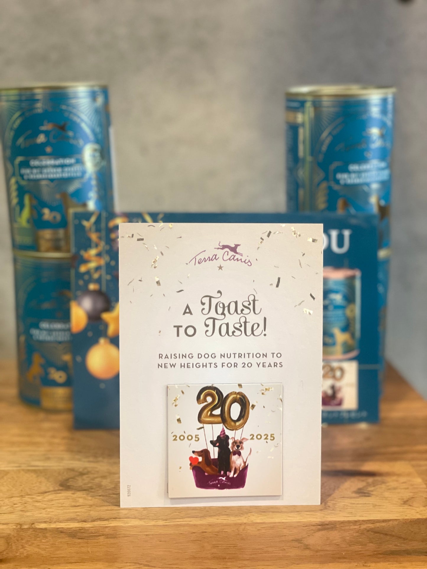 !テラカニス20周年記念缶 5+1缶セット(マグネット付き)ビーフグリーンアスパラガスとローズマリーとポテトを添えて